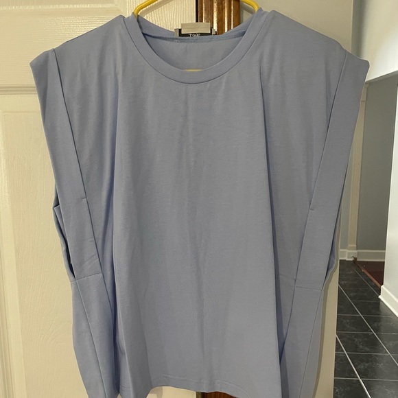 Shirt - Picture 3 of 7